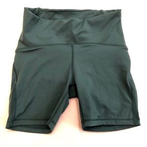 IAB Conform 7-inch Shorts